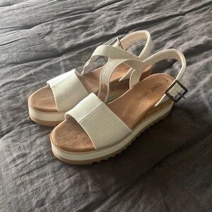 Brand new TOMS wedges size 7.5